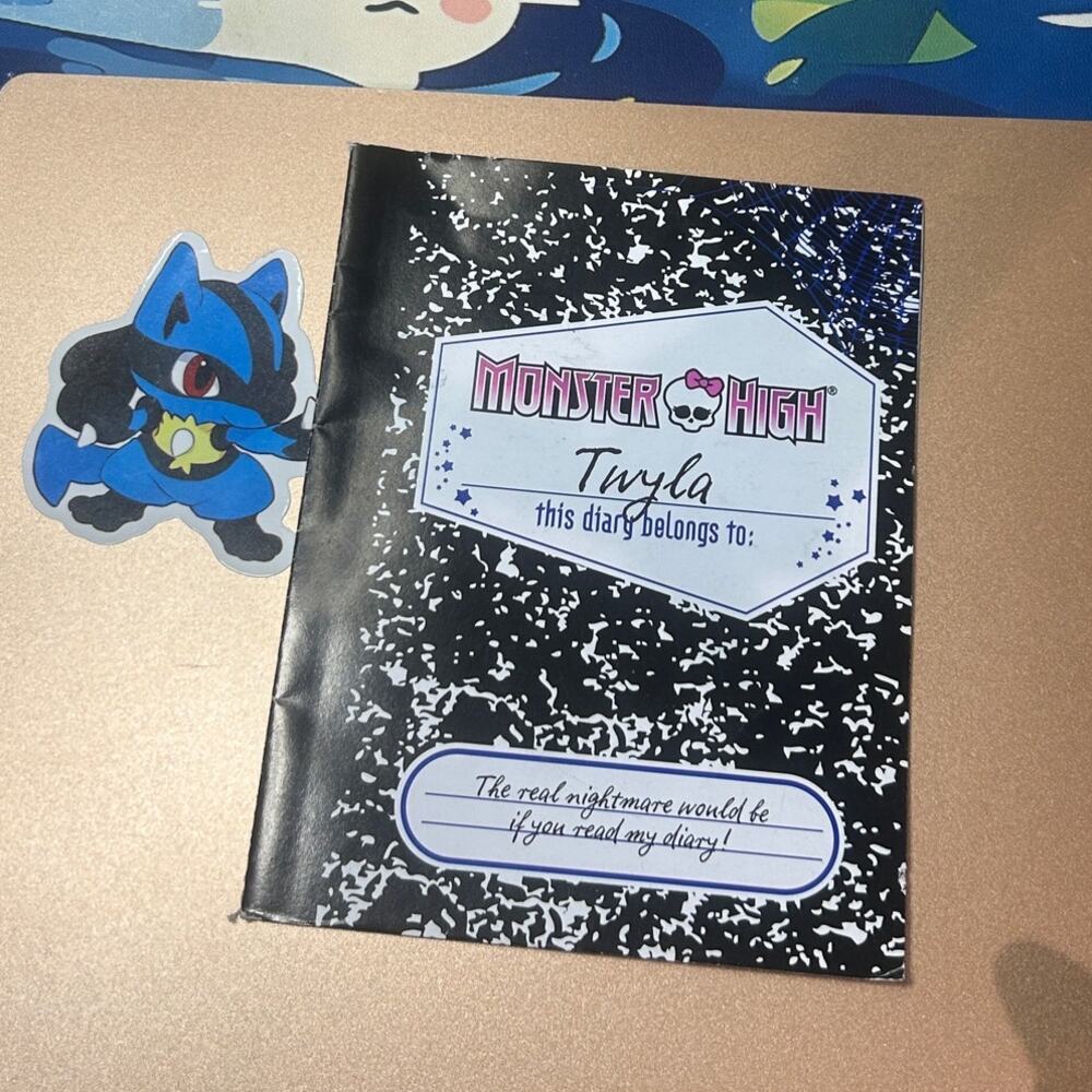 Monster High Twyla 13 Wishes Diary Journal Booklet Mattel 2013